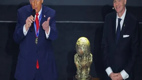 第26轮英超：纽卡斯尔联4-3惊险击败诺丁汉森林，精彩瞬间盘点